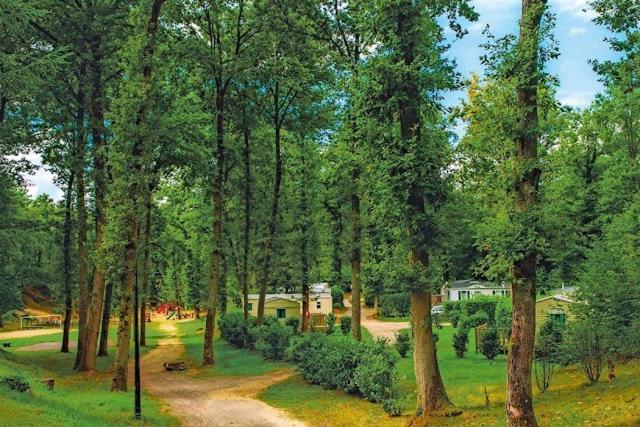 Camping Mobil Saint-Chéron